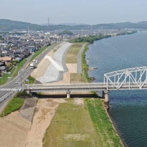 令和２年度高梁川上成護岸工事イメージ